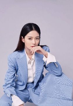 高清内地山东烟台女演员王媛可甜酷写真手机壁纸