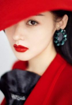 高清哈尔滨新生代女演员张天爱性感美艳写真手机壁纸