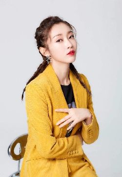 宣璐清甜性感写真手机壁纸