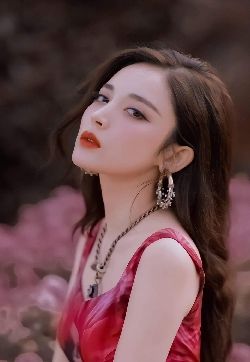 中国内地新疆乌鲁木齐市影视女演员古力娜扎红裙性感高清手机壁纸