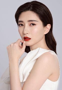 中国内地上海女演员江疏影性感露肩写真手机壁纸