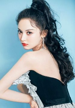 中国内地新疆乌鲁木齐市影视女演员古力娜扎性感俏丽写真手机壁纸