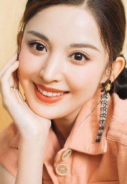中国内地新疆乌鲁木齐市影视女演员古力娜扎甜美灵动写真手机壁纸