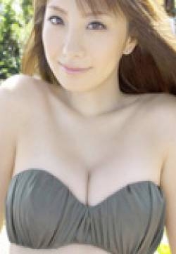 日本性感女郎秋日凉凉山本梓写真