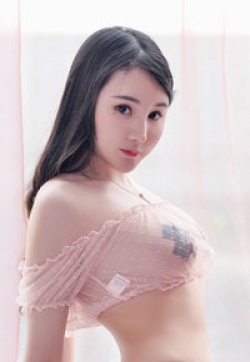 内地性感内衣秀爆乳小美人米捆住手脚任人把玩写真图片