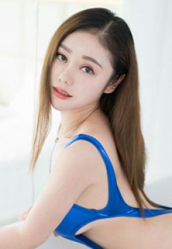 极品少妇雪千紫薄纱罩体酥胸隐现