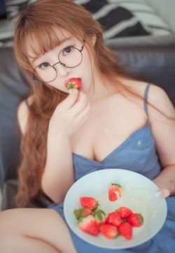 童颜美胸柳侑绮性感内衣妩媚妖娆
