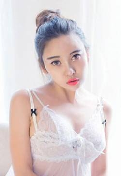 美胸李梓熙细腰丰臀性感惹火