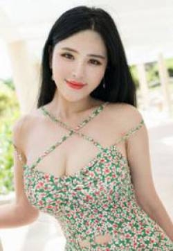 性感尤物刘钰儿丰乳肥臀火辣动人