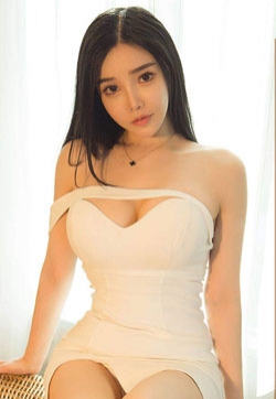 GOGO美女高清美女摄影杨子芯简单爱美女内衣秀写真集