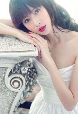 梦幻另类婚纱美女高清电脑壁纸