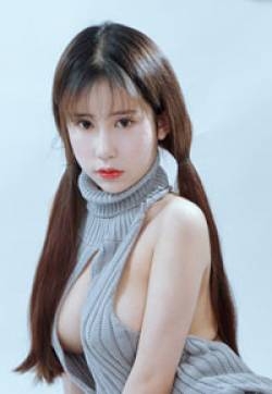 双马尾萝莉悠悠酱开胸毛衣美胸大敞