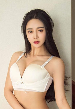 亚洲337p美女模特司徒林粉色的青春高清妹子写真集