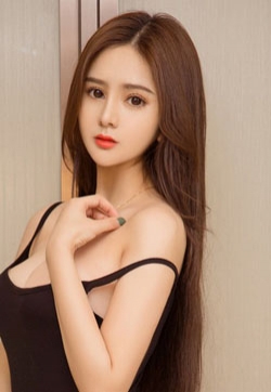 美女模特美女摄影女神张多多前凸后翘让人意乱情迷高清写真集