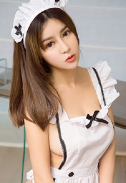 丰满美胸人妻尤柔美高挑身材气质美女写真专辑