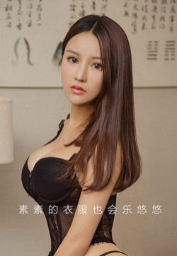 ROSI美女模特露臀韩乐优乐优悠高清美女写真集