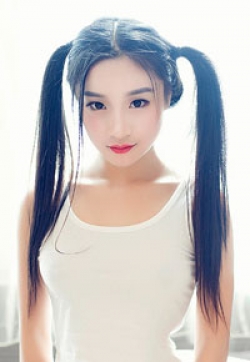 丰满美女翘臀好身姿软妹子绮梦酥胸迷人苞含待放写真图片