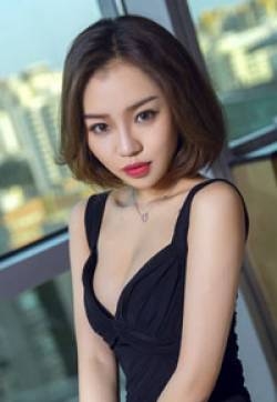 内地长沙短发美眉mm女神杜菲菲迷人黑丝春光乍泄写真图片