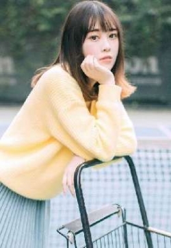 前凸后翘性感美女网球场写真图片_高清桌面壁纸第张