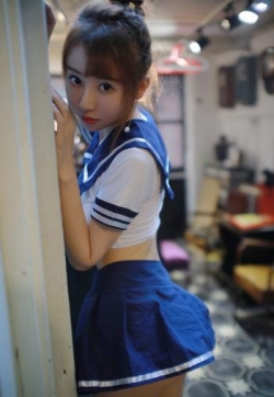制服美女学妹夏笑笑浑圆酥胸白嫩娇躯诱惑