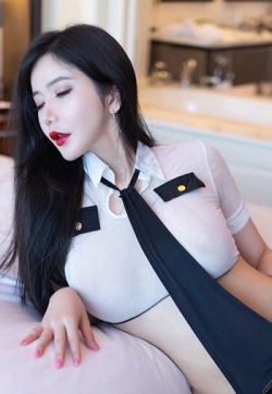 久久草亚洲mm极品黑丝御姐心妍情趣机长服波涛汹涌等你征服