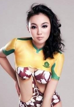 亚洲美女行为彩绘尤物呈现逼真美艳美女图片