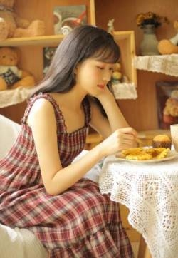 mm美女131官方翘臀中国黄歆苑沙滩比基尼写真性感迷人壁纸图片