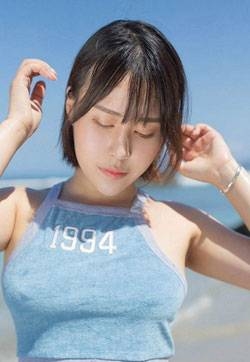 优美图库Evelyn艾莉性感激凸内衣与真空婚纱诱惑高清图片