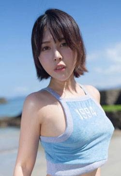 秀人网性感女神Evelyn艾莉沙滩真空婚纱系列巴厘岛足量旅拍图片
