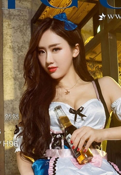 长腿玉足模特Model然然白丝美腿丝脚写真集