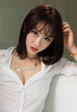 长腿玉足模特然然浴缸丝足迷情网络丽人写真集
