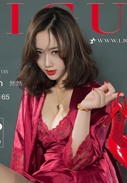 长腿玉足模特足模然然《榴莲丝袜少妇》写真集