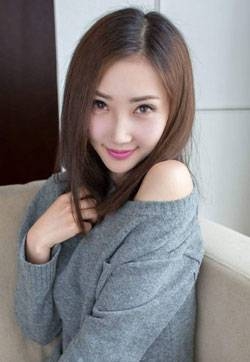 好看漂亮美女尤美性感蕾丝白网袜长腿美乳大尺度高清mm图片
