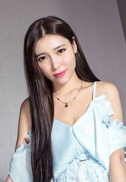 湖南美女七七美腿皇后写真集