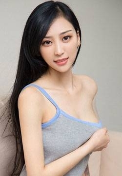 美女平面模特安雅若婉约花臂高清mm写真集