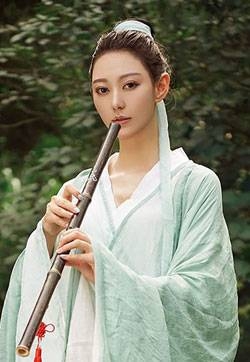美女平面模特艺轩喵星人山中奇遇高清妹子写真集
