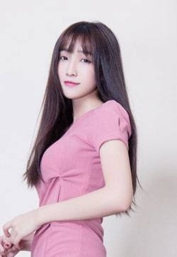 台湾美女模特腿模Iris丝袜美腿写真集