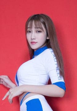 台湾美女美腿模特Iris包臀短裙美腿高跟高清妹子写真集