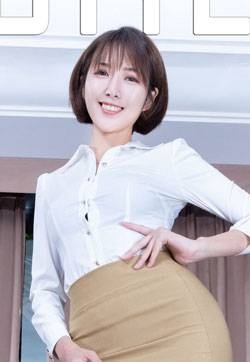 台湾美女模特Iris肉丝短裙旗袍黑丝抹胸高清妹妹写真集