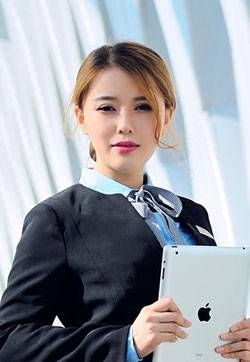 漂亮美腿模特若兮街拍OL制服高清妹子写真集