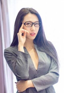 网络红人模特大熙职场OL蒙面黑丝与浴室湿身性感诱惑高清壁纸图片
