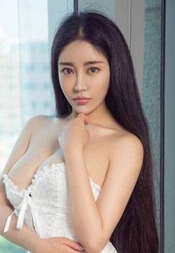 最新1000美女模特孟思雨高清mm写真集