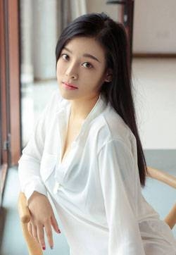 最新1000美女模特凌菲高清mm写真集
