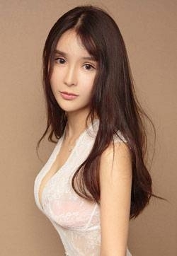 2021最火网络美女幂书甜蜜假日高清mm写真集
