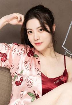 日韩美女模特888百琳御姐玉足高清美女写真集