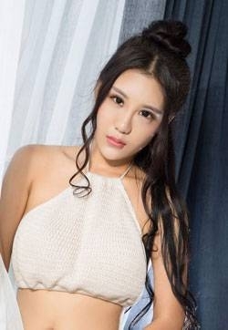 亚洲嫩模美女阿离魂牵梦绕高清mm写真集