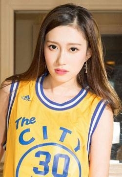 混血儿mm131美女模特芝月我爱NBA感情mm写真集