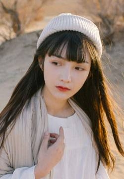 亚洲ROSI美女模特露臀王之应沙漠之应KIM009高清写真集