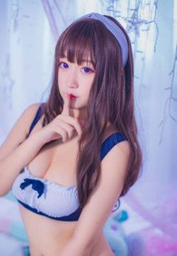 花椒女主播巨乳猫九酱Sakura女仆式死库水写真集