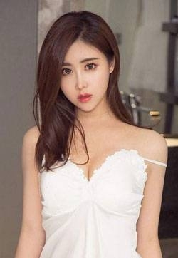 超好看漂亮美女肉臀少妇陈美熙低胸爆乳蕾丝吊袜带高清mm写真